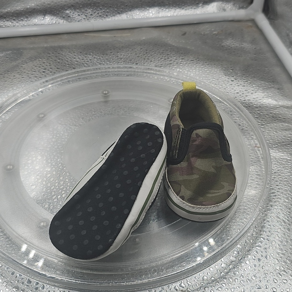 H Kidgets Shoes Camoflage Size 2 - Picture 6 of 6